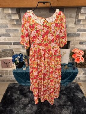Kate & Co Vintage Floral Dress with Collar